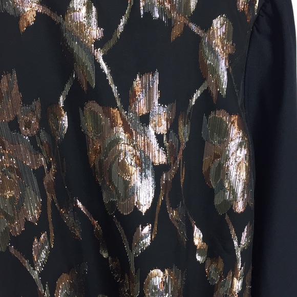 🍍Metallic Floral Top - Picture 3 of 4